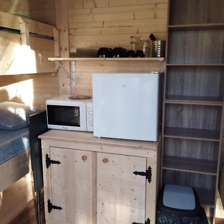 Camping Des Ribieres Confolens Exterior foto